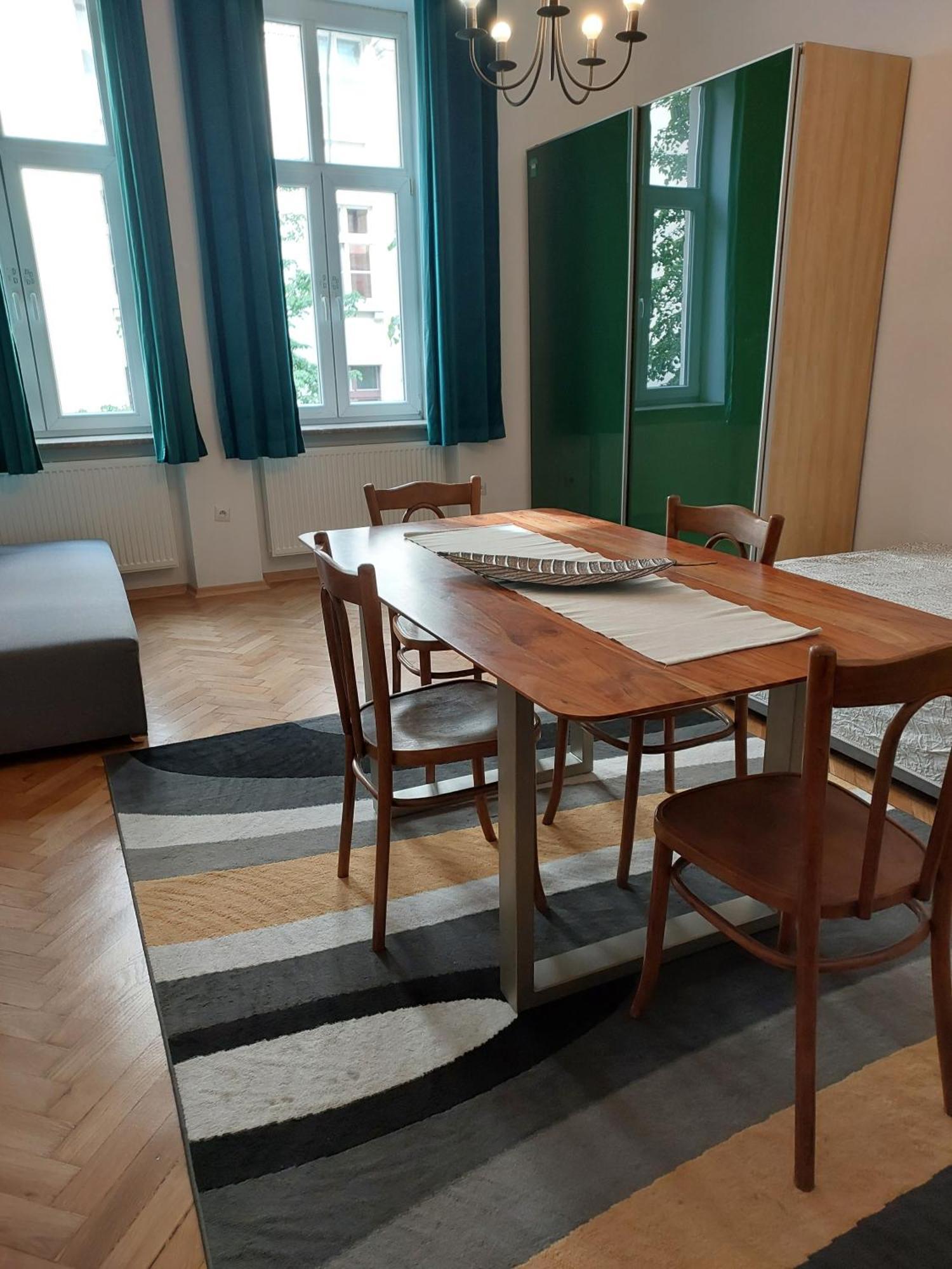 Apartment Mariacki Tower Krakau Buitenkant foto